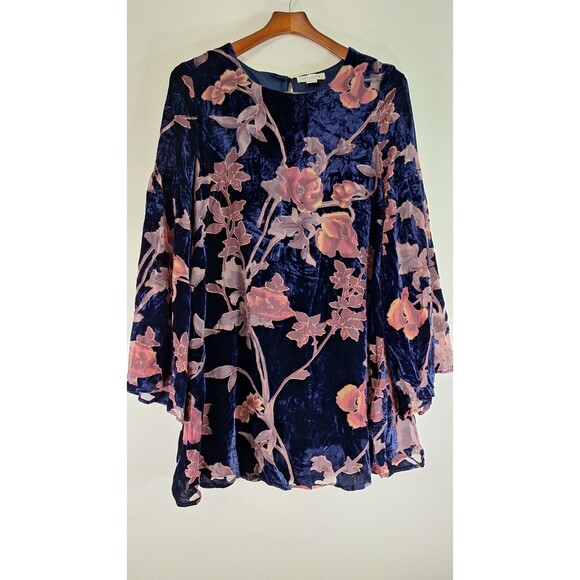 LOVERICHE Dark Floral Velvet Burnout Knee Length Tunic Top Sz M Boho Western - Picture 1 of 12